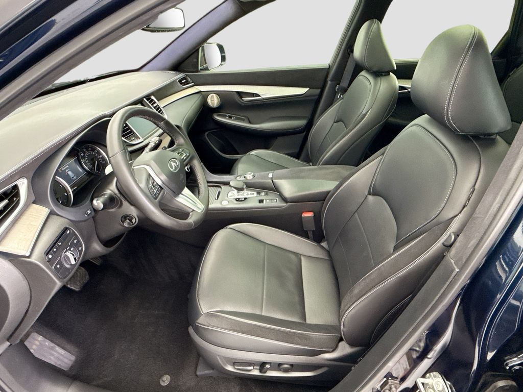 Thumbnail: 2021 INFINITI QX50 - 18