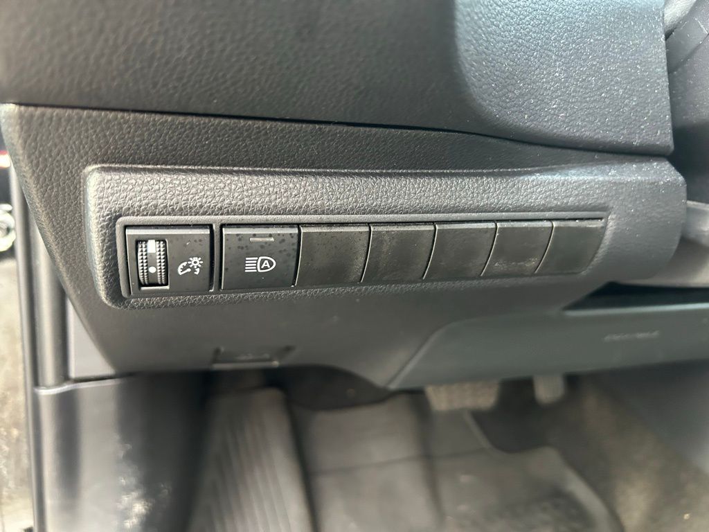 Thumbnail: 2024 Toyota Corolla - 17