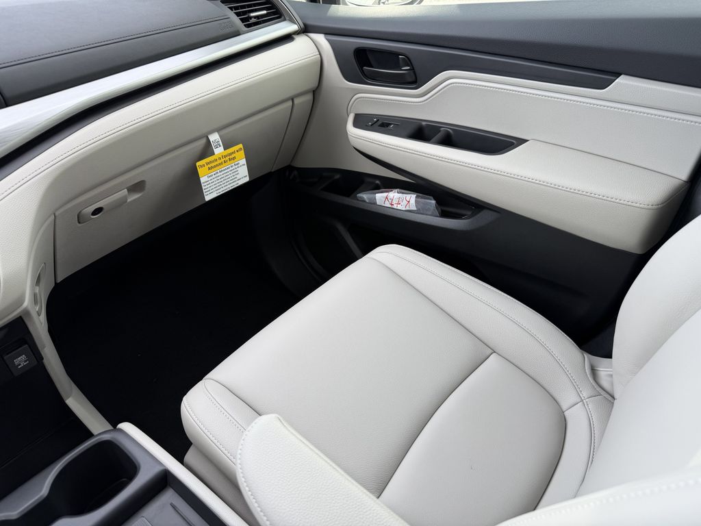new 2026 Honda Odyssey car, priced at $41,938