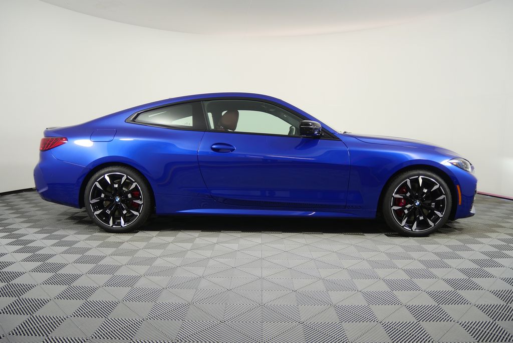 Thumbnail: 2026 BMW 4 Series - 2
