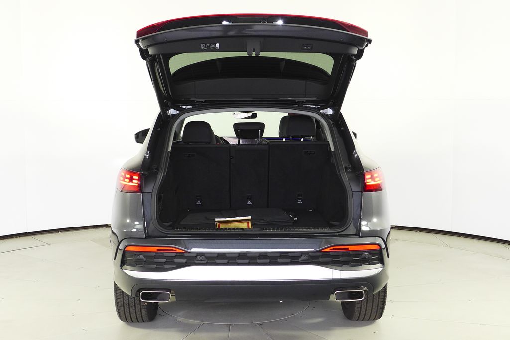 Thumbnail: 2025 Audi Q5 - 10