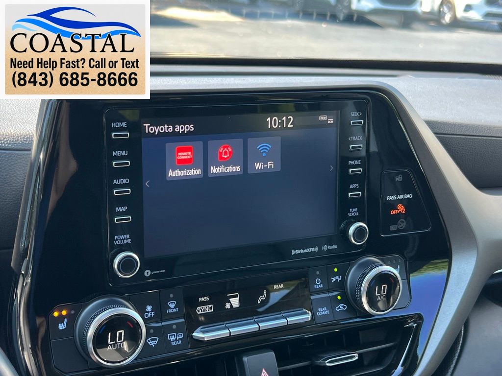 2022 Toyota Highlander XLE Brown at Davis Toyota of Orangeburg