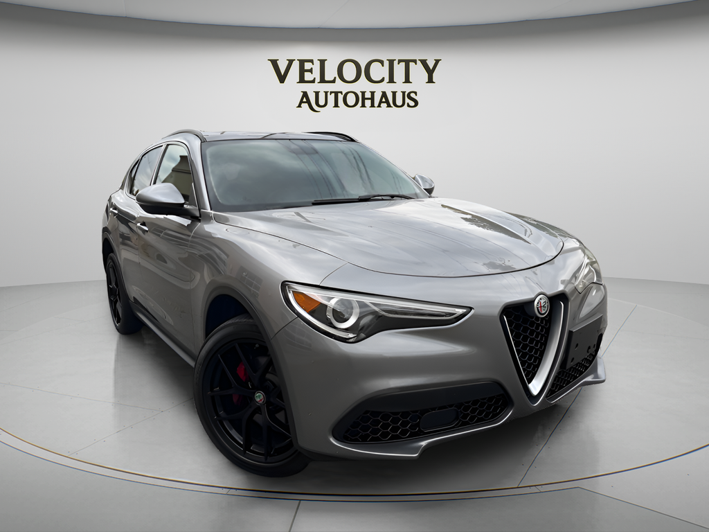 Stromboli Gray Metallic 2018 Alfa Romeo Stelvio SUV / Crossover All-Wheel Drive 8-Speed Automatic