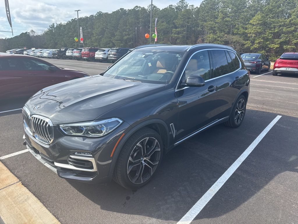 2021 BMW X5 40i's photo