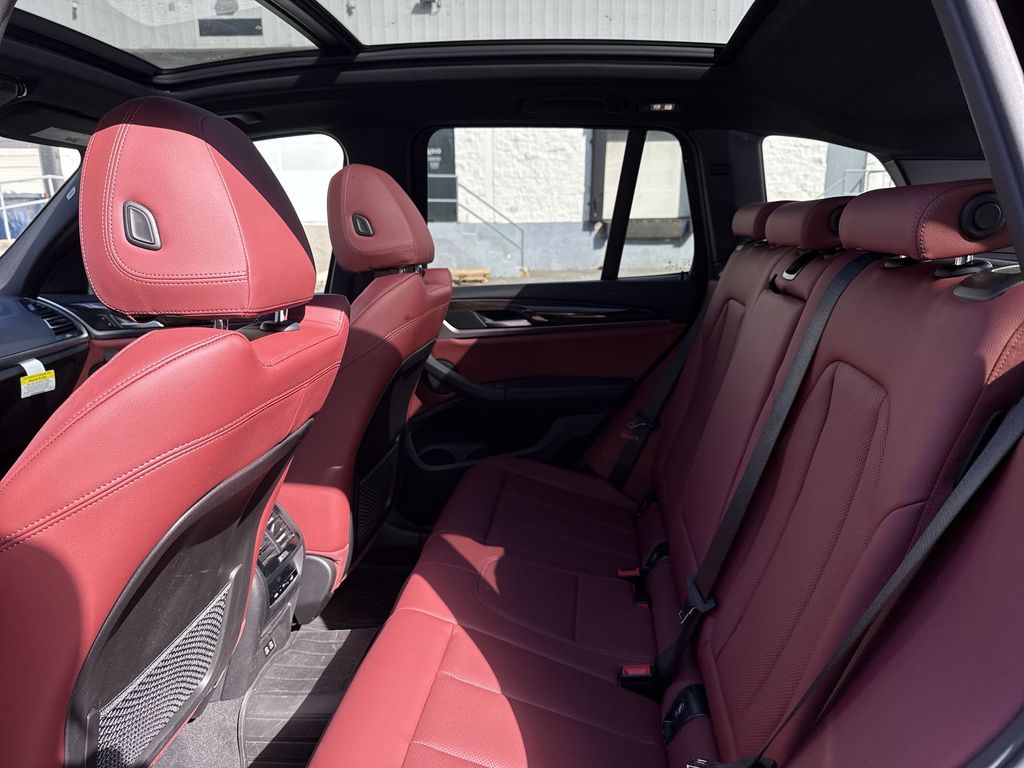 Thumbnail: 2023 BMW X3 - 22