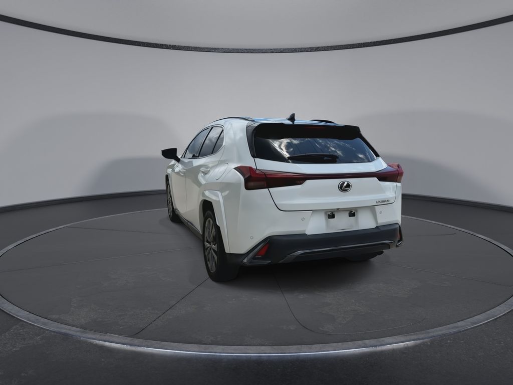 Thumbnail: 2024 Lexus UX - 7
