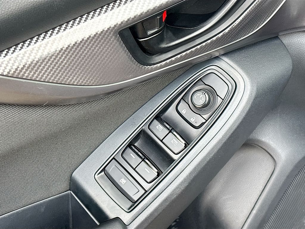 Used 2023 Silver Subaru Base image 17