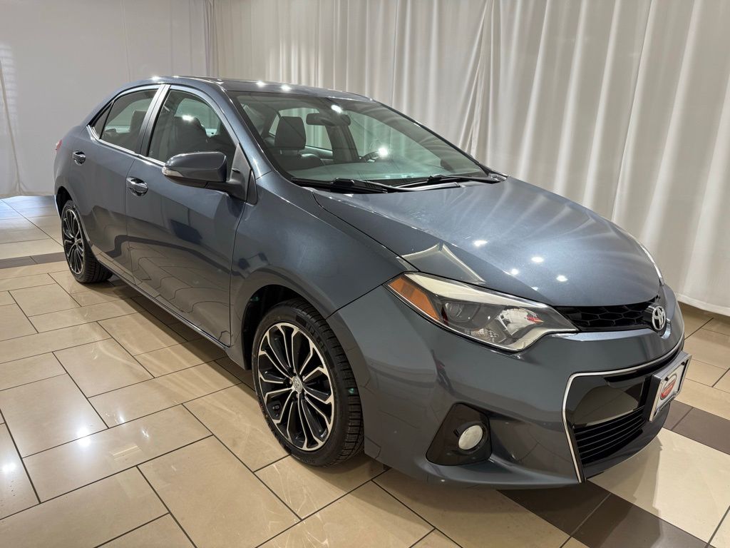 Thumbnail: 2015 Toyota Corolla - 7