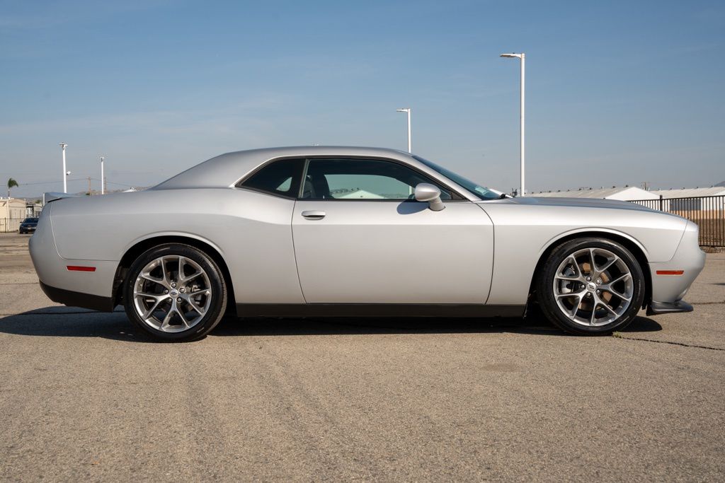 2022 Dodge Challenger GT - Photo 8