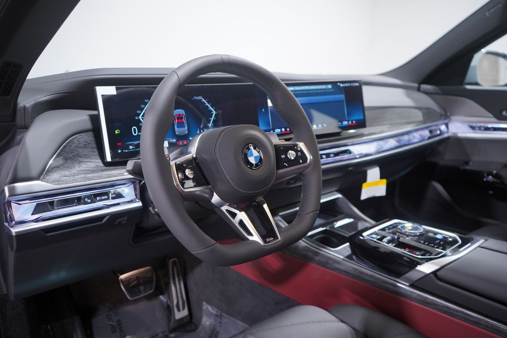 2025 BMW 7 Series 740i 6