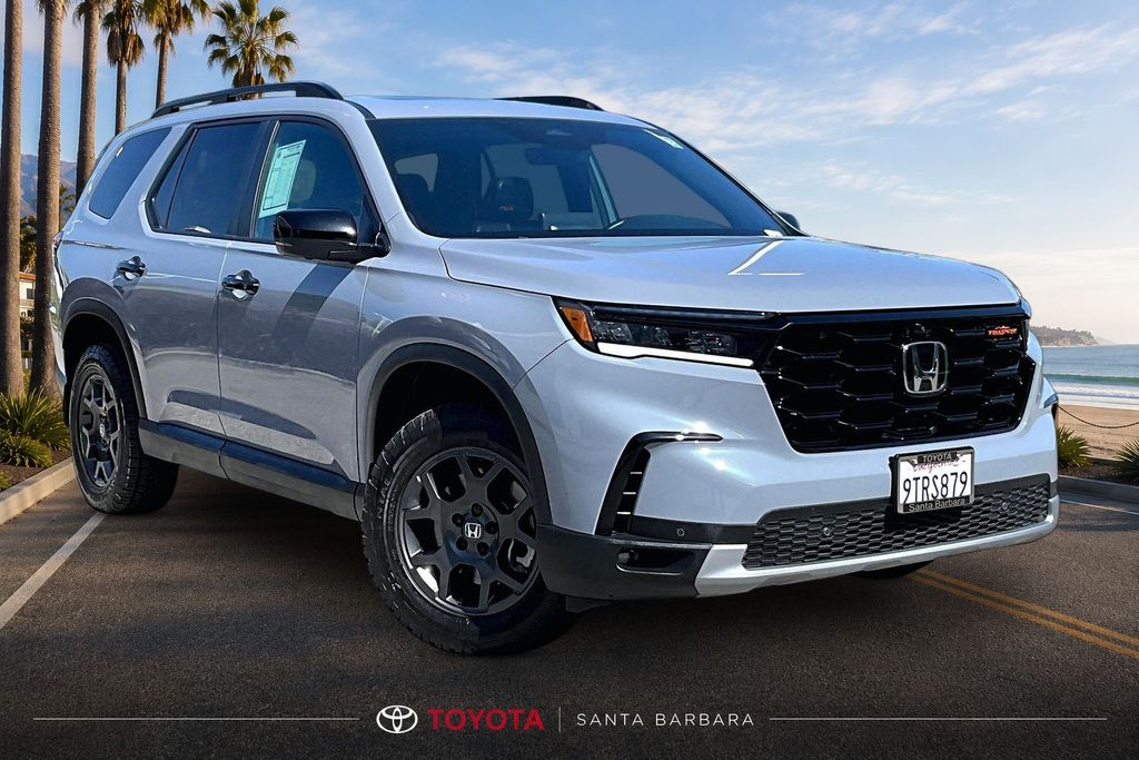 Sonic Gray Pearl 2025 Honda Pilot SUV / Crossover All-Wheel Drive Automatic