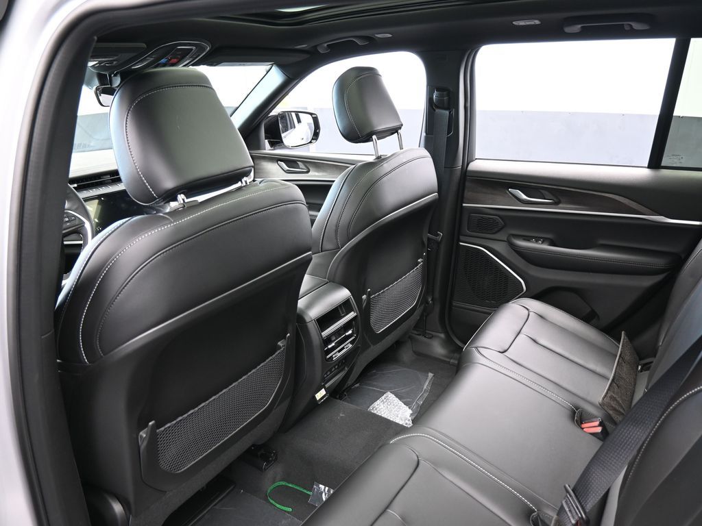 New 2026 Silver Zynith Jeep Limited image 29