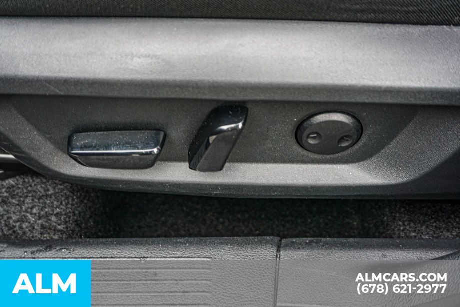 Used 2025 Blue Nissan SV image 47