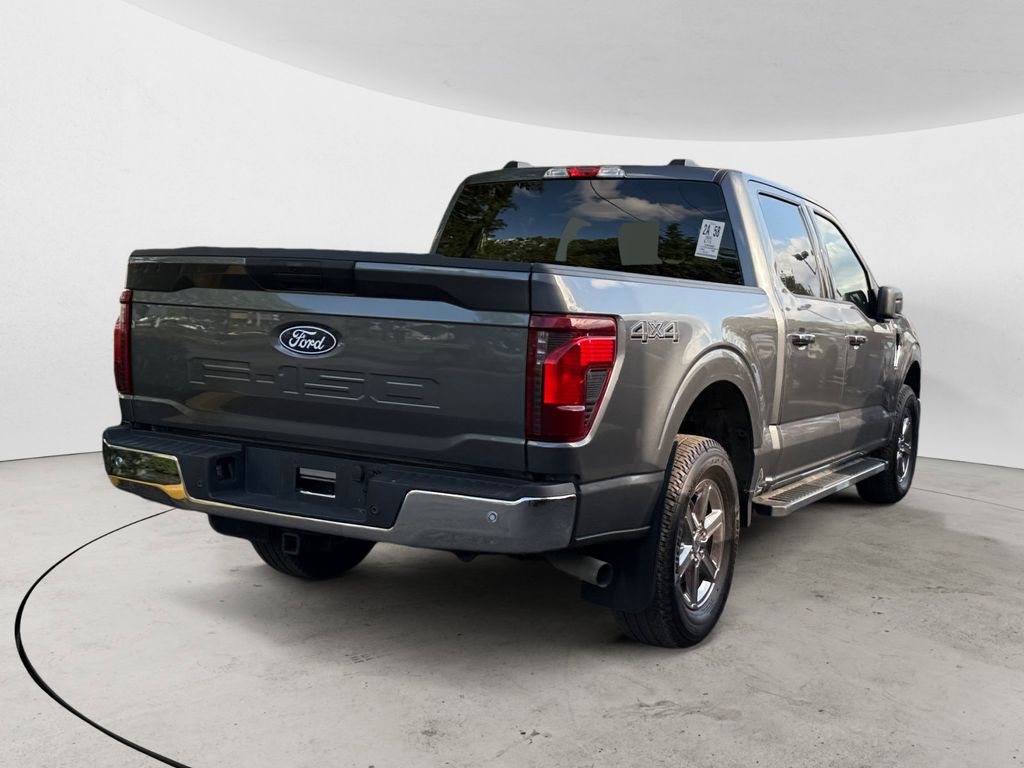Certified Used 2025 Gray Ford XLT image 4