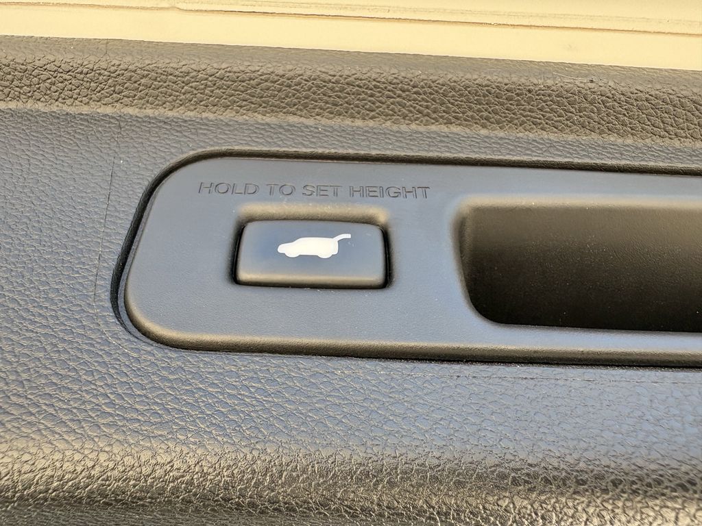 2018 Honda Odyssey EX-L White at Community Honda