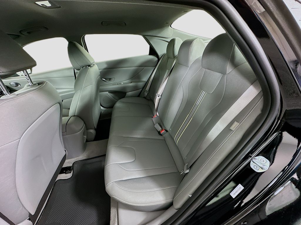 Thumbnail: 2026 Hyundai Elantra - 16