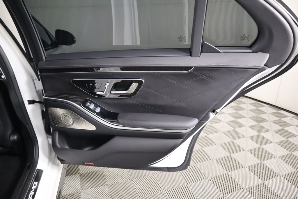 2024 Mercedes-Benz S-Class AMG S 63 4MATIC 28