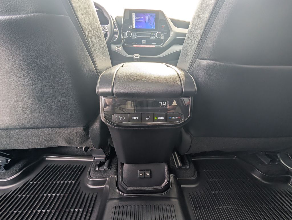 Used 2025 Silver Toyota XLE image 10