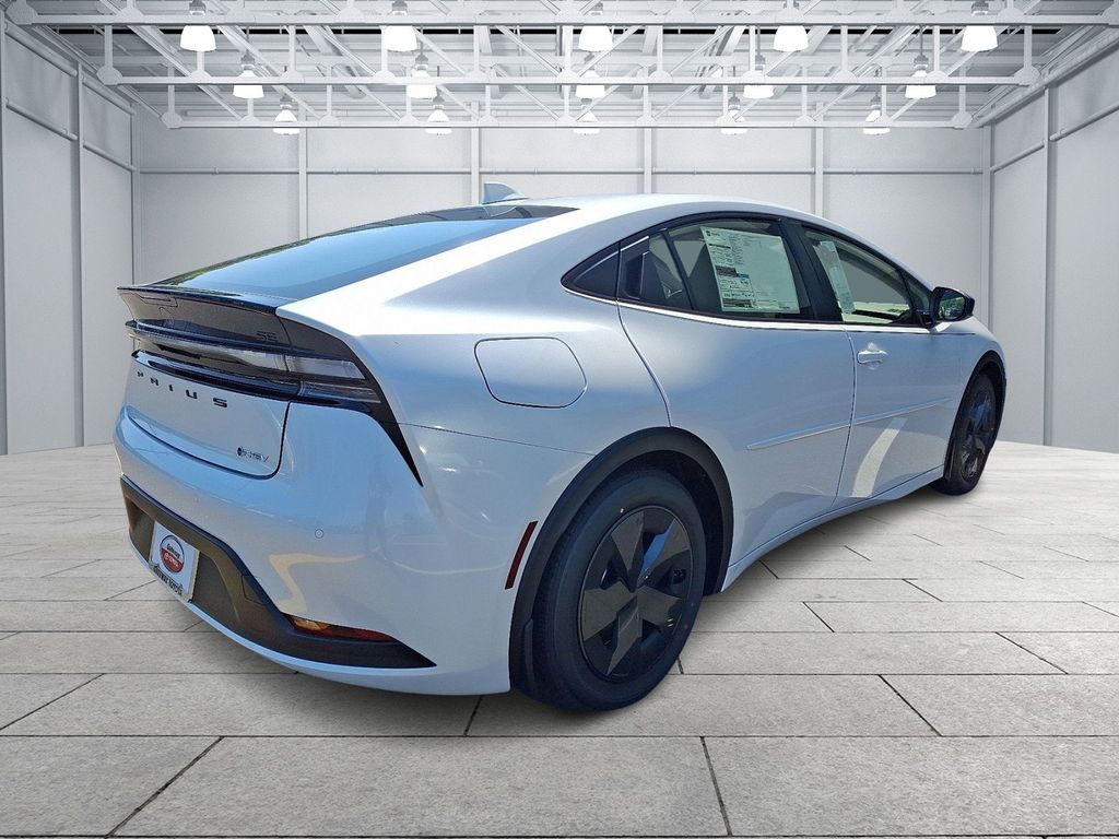 Thumbnail: 2025 Toyota Prius - 3