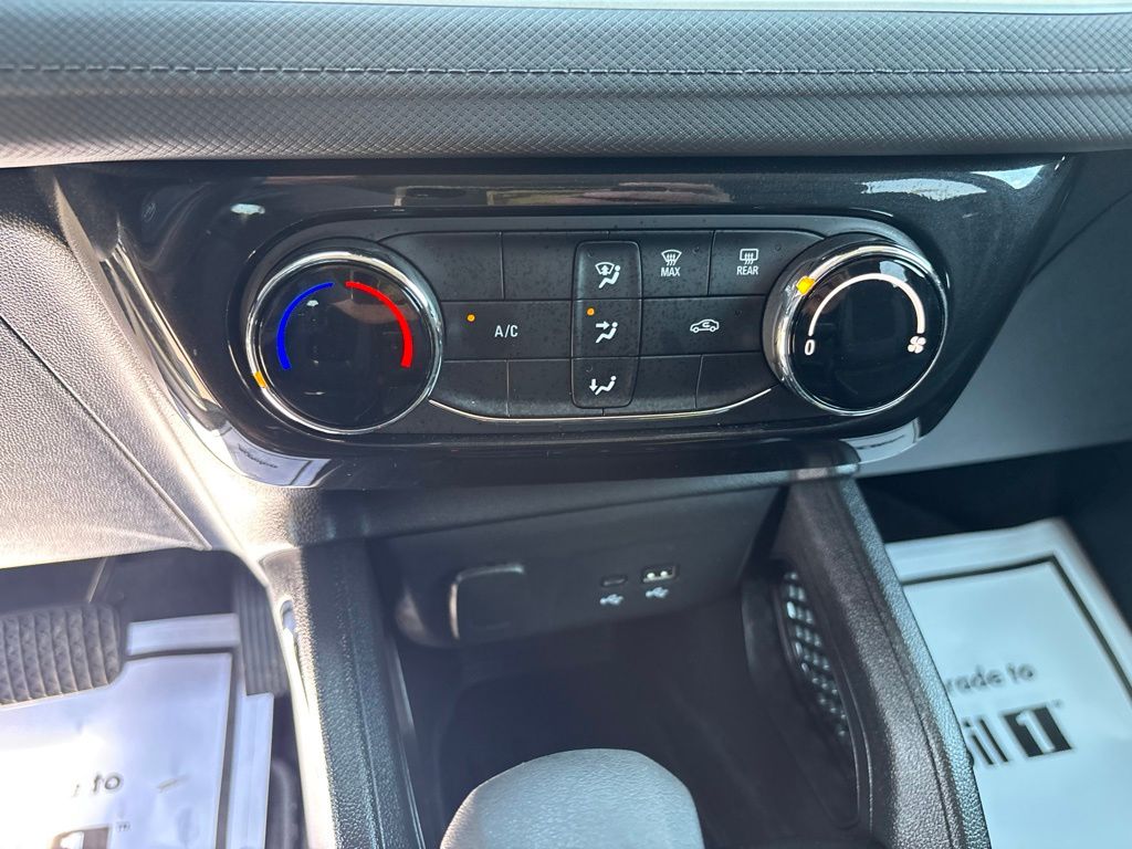 Used 2025 Chevrolet TrailBlazer SUV