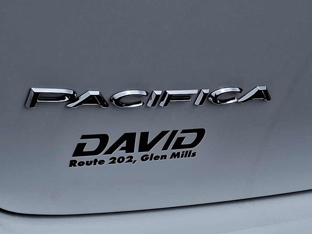 New 2027 Chrysler Pacifica Van