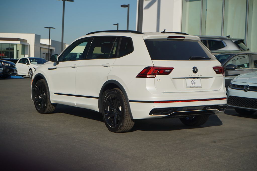 2024 Volkswagen Tiguan 2.0T SE R-Line Black 3