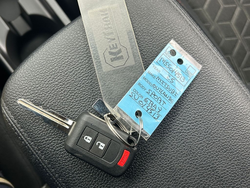 New 2025 Gray Metallic Mitsubishi  image 38