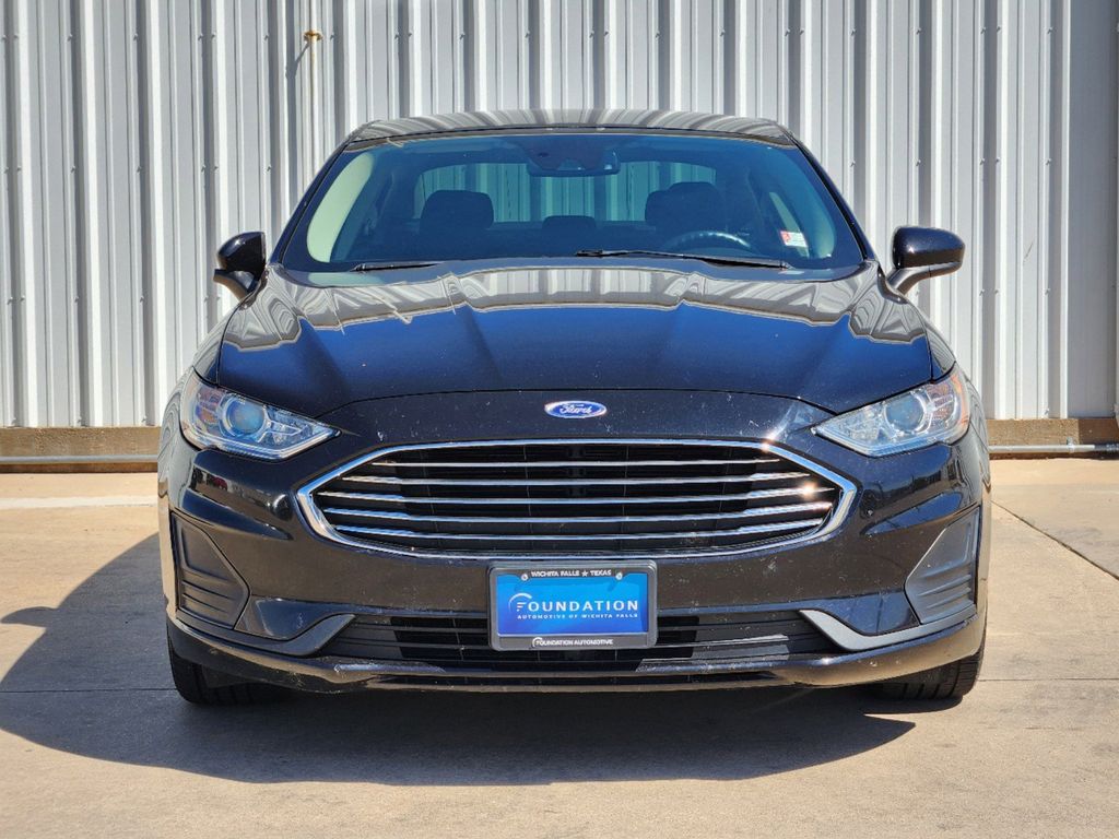 2020 Ford Fusion SE 2