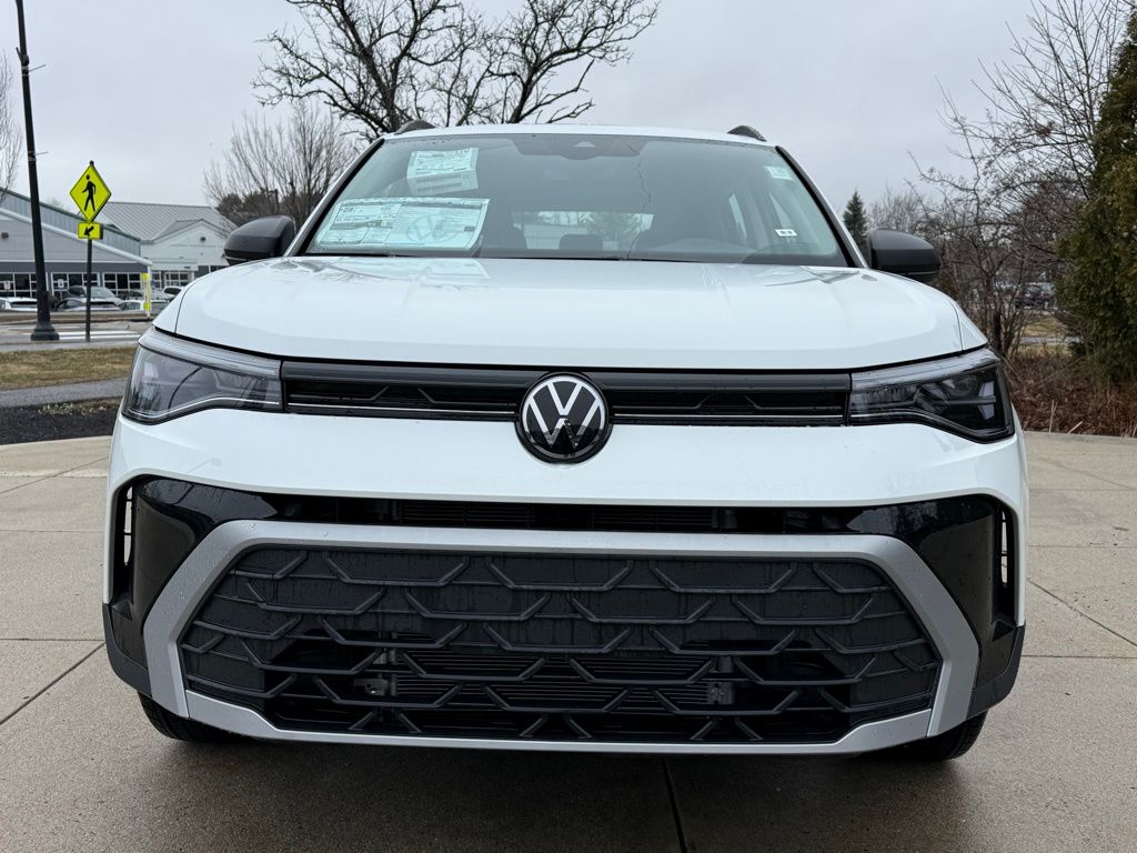 New 2026 White Volkswagen 1.5T S image 3