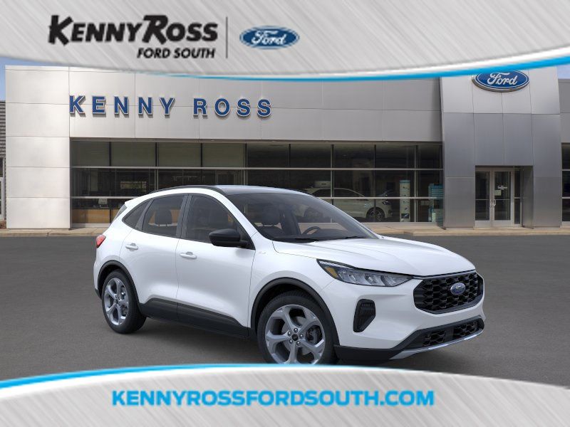 Star White Metallic Tri-Coat 2026 Ford Escape SUV / Crossover All-Wheel Drive 8-Speed Automatic