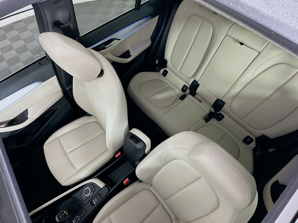 Thumbnail: 2020 BMW X1 - 22