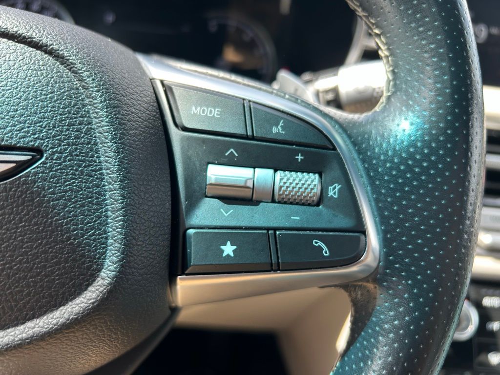 Thumbnail: 2024 Genesis G70 - 19