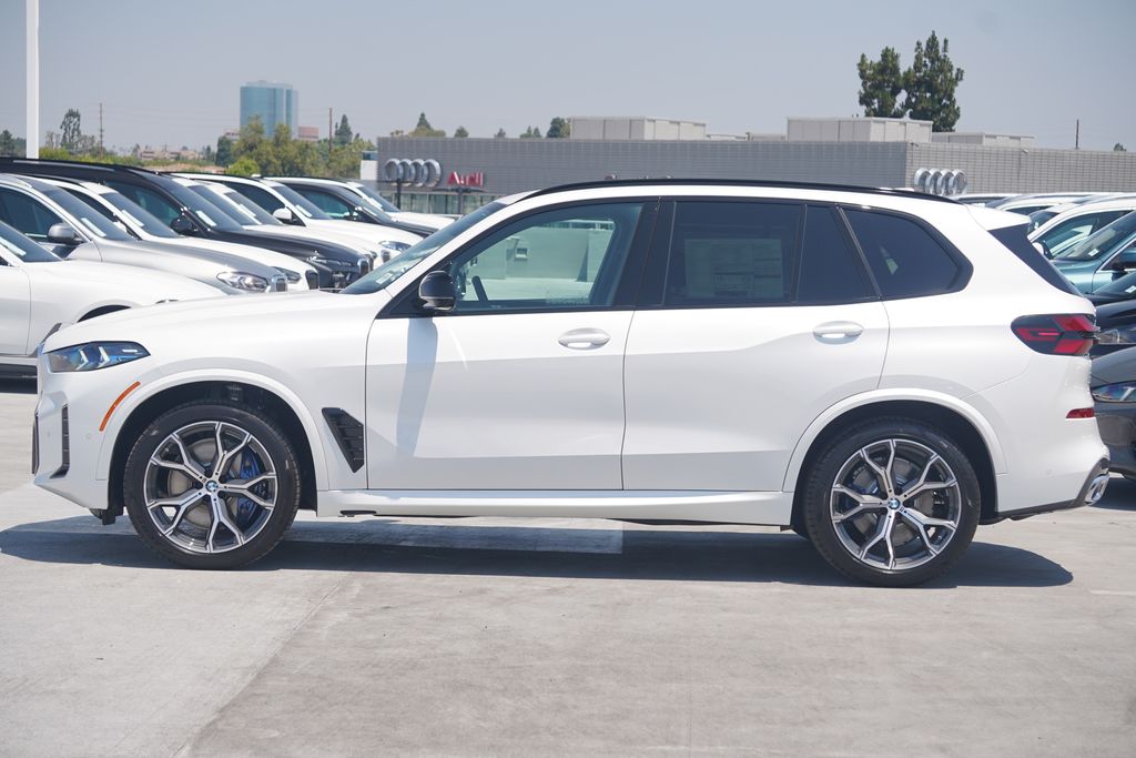 2025 BMW X5 M60i 4