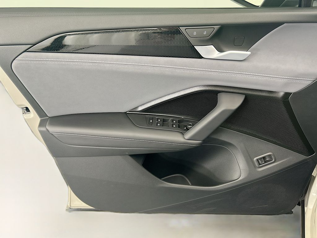 Thumbnail: 2026 Volkswagen Tiguan - 22