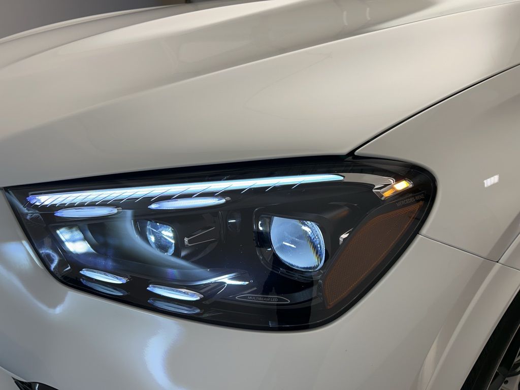 Thumbnail: 2026 Mercedes-Benz GLE - 9