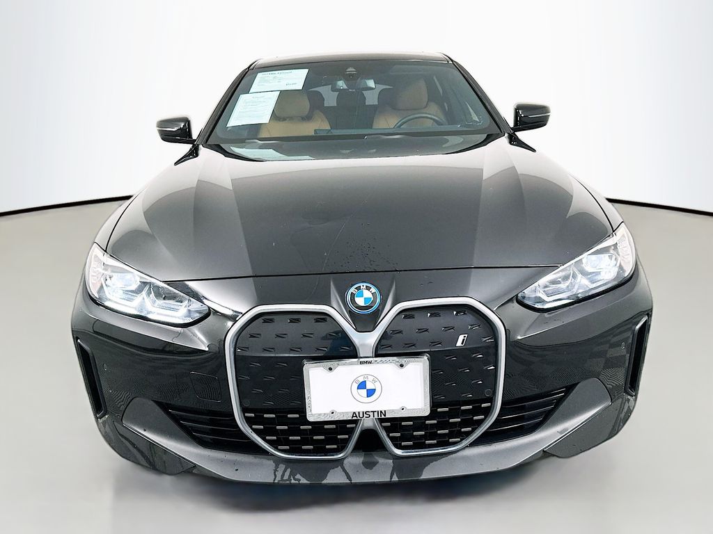 Thumbnail: 2023 BMW i4 - 2