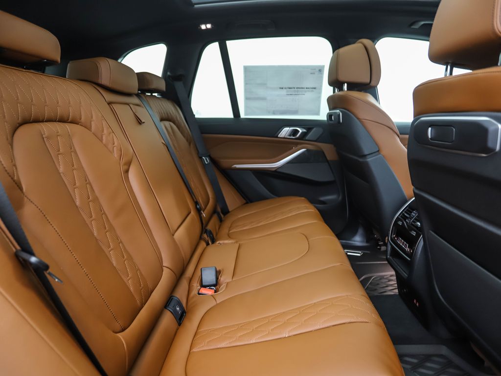 Thumbnail: 2026 BMW X5 - 26