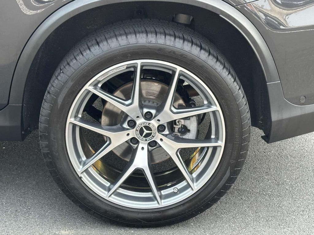 2022 Mercedes-Benz GLC 300 7
