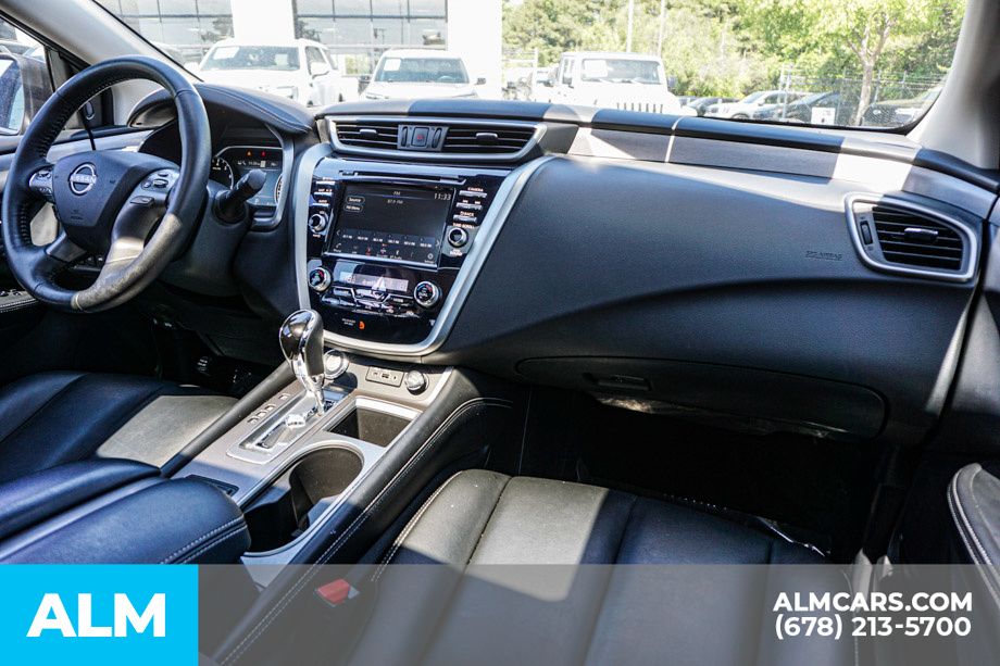 Used 2024 Gray Nissan SV image 24