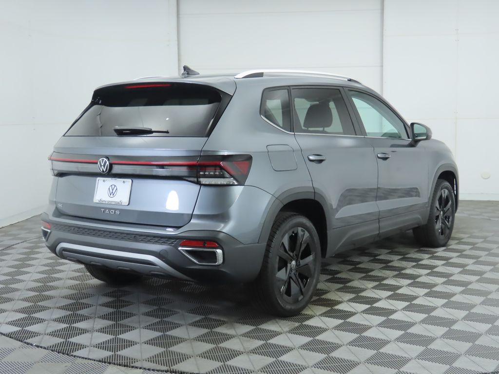 Thumbnail: 2025 Volkswagen Taos - 6