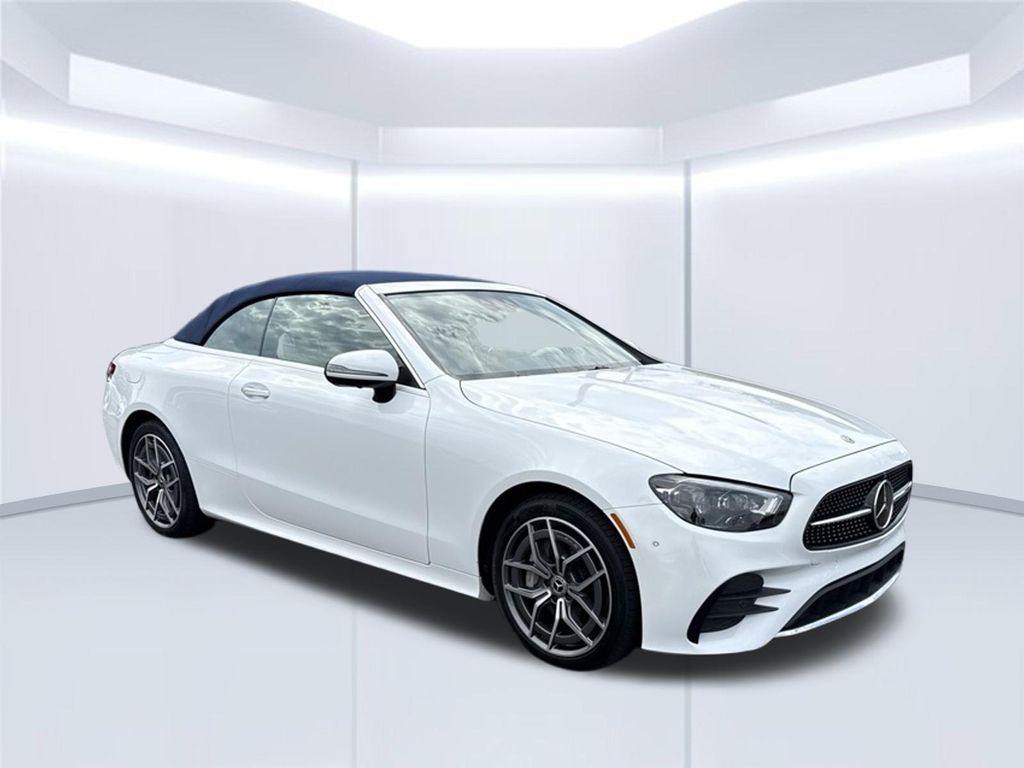 Thumbnail: 2023 Mercedes-Benz E-Class - 7