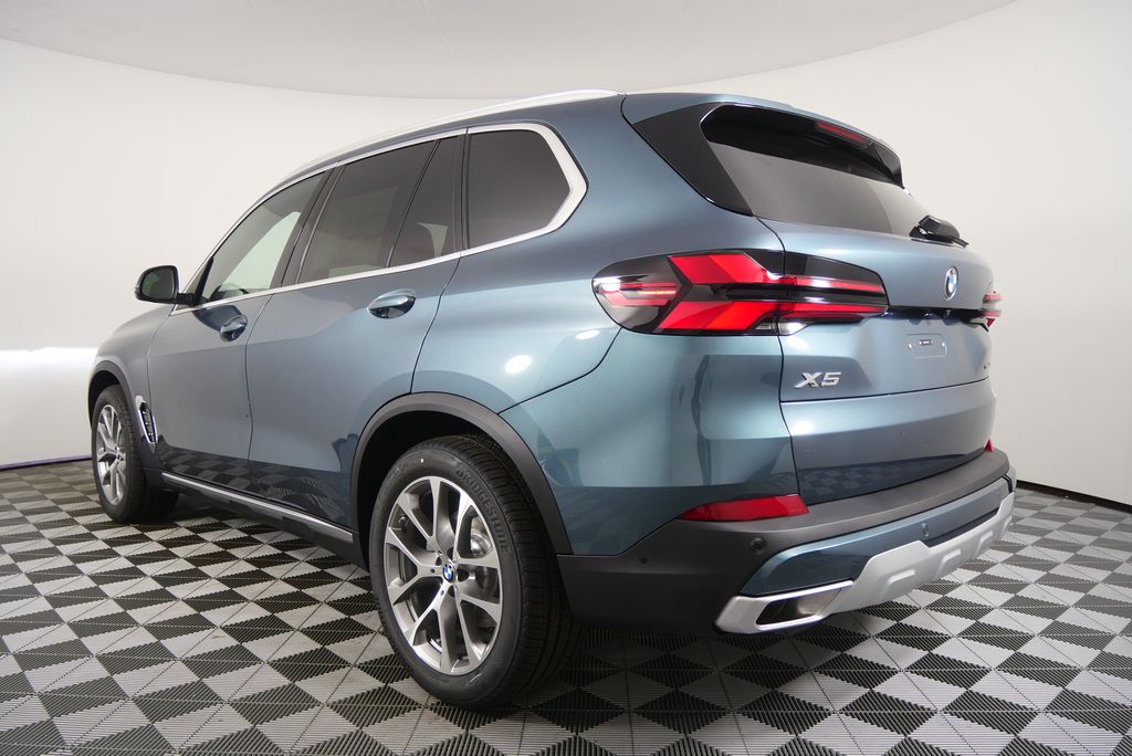 Thumbnail: 2026 BMW X5 - 5