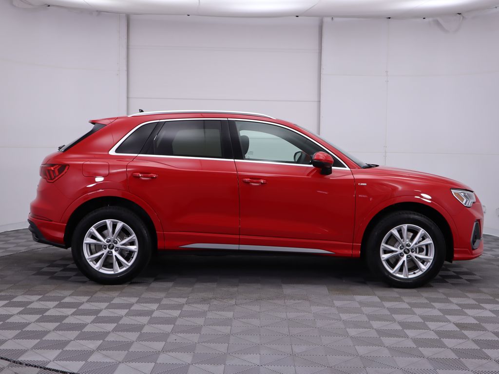 2024 Audi Q3 Premium 5