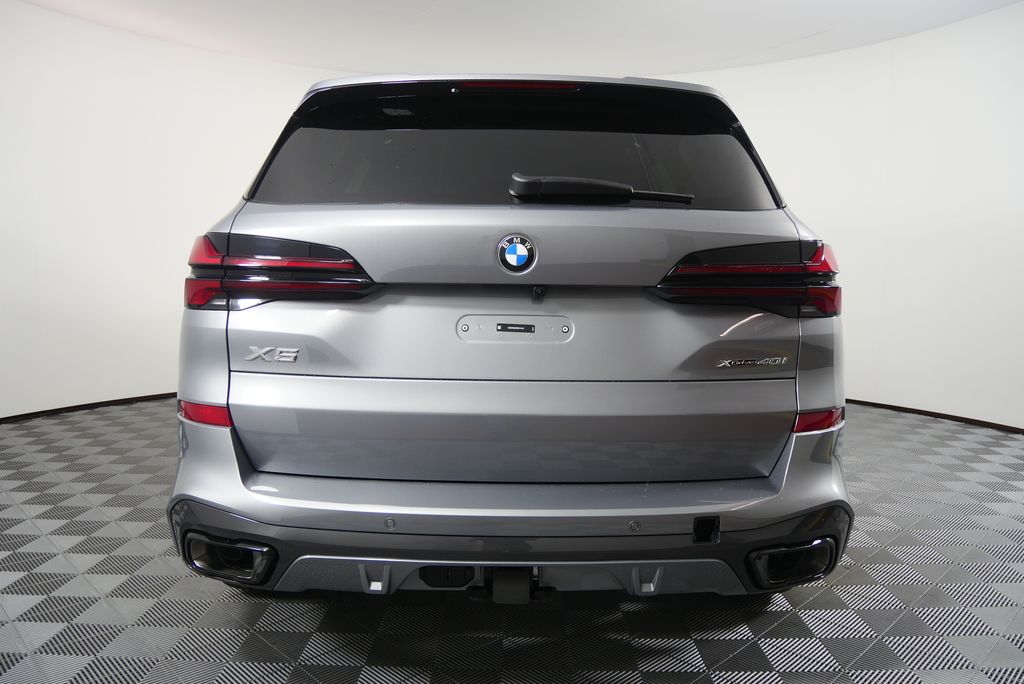 Thumbnail: 2026 BMW X5 - 4