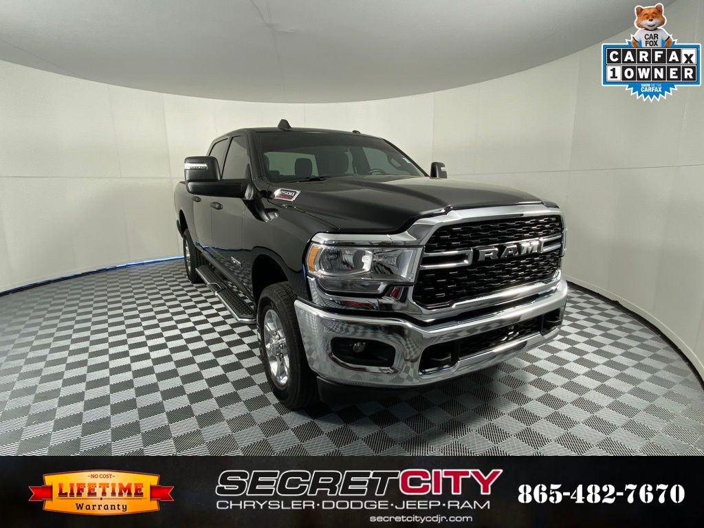 Diamond Black Crystal Pearlcoat 2024 RAM 2500 Big Horn Crew Cab 4WD Pickup Truck Four-Wheel Drive 8-Speed Automatic