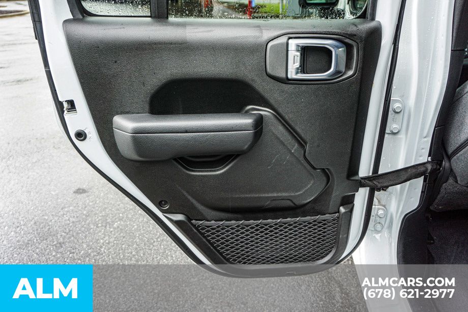 Used 2025 White Jeep Sport S image 52