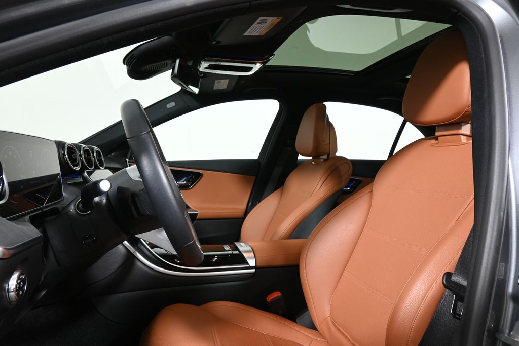 Thumbnail: 2025 Mercedes-Benz C-Class - 15