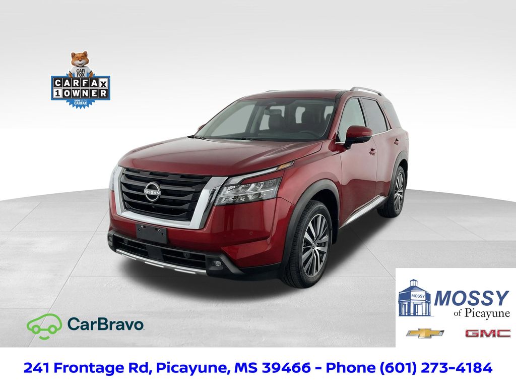 Red (Scarlet Ember Tintcoat) 2022 Nissan Pathfinder Platinum FWD SUV / Crossover Front-Wheel Drive 9-Speed Automatic