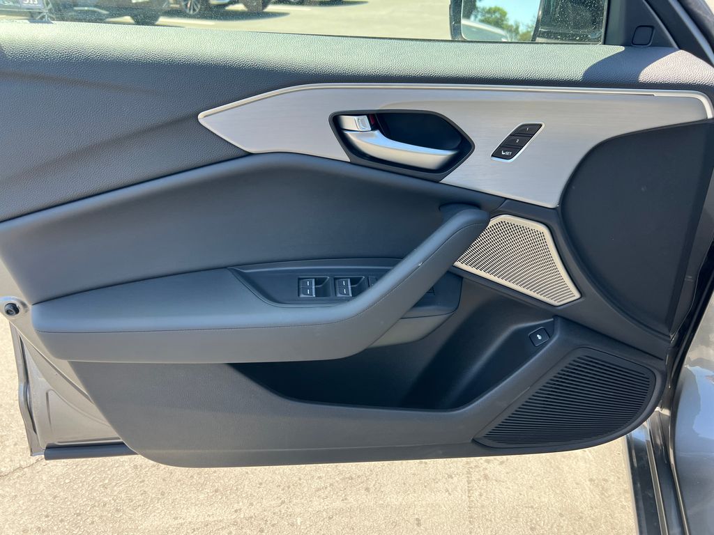 Thumbnail: 2025 Acura TLX - 11