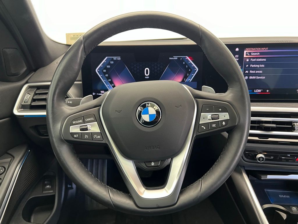 2024 BMW 3 Series 330i 18